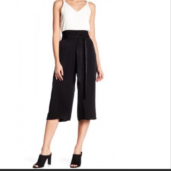 West Kei Tie front Cropped High Waist Pants Size M - Picture 1 of 5
